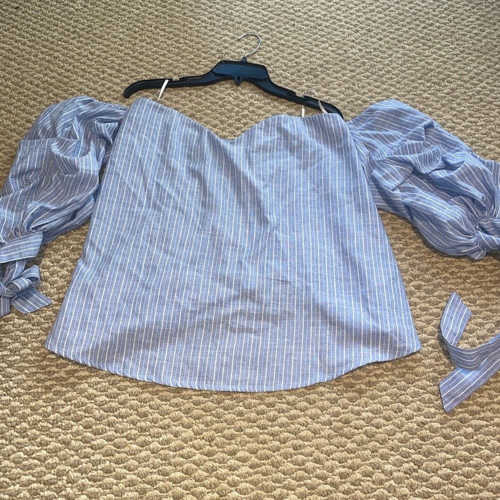 Off The Shoulder Bubble Sleeved Top